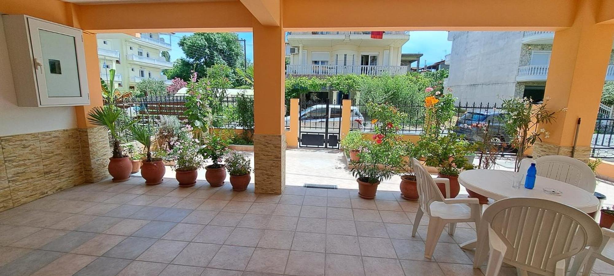 Socrates Apartments Olympic Beach Exterior photo
