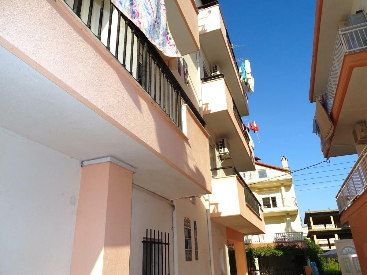 Socrates Apartments Olympic Beach Exterior photo