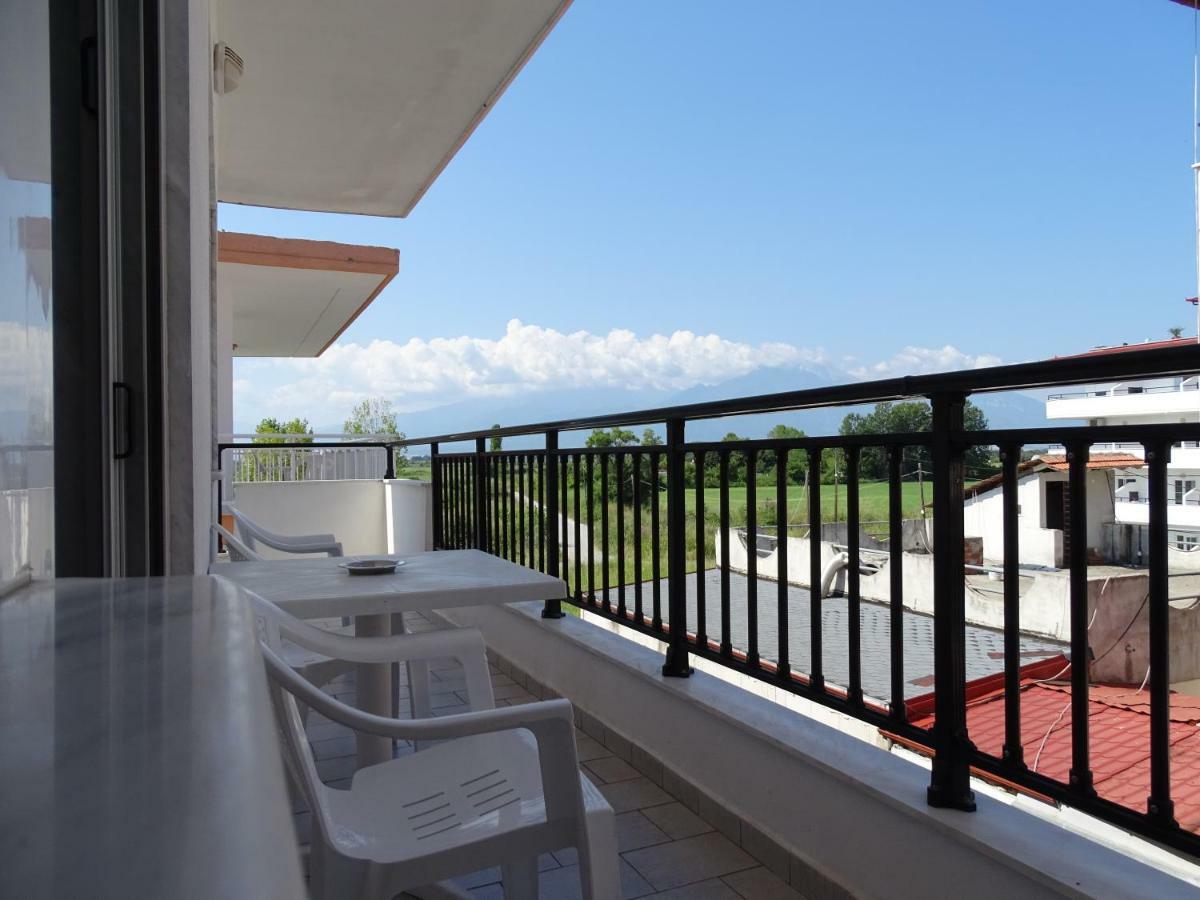 Socrates Apartments Olympic Beach Exterior photo